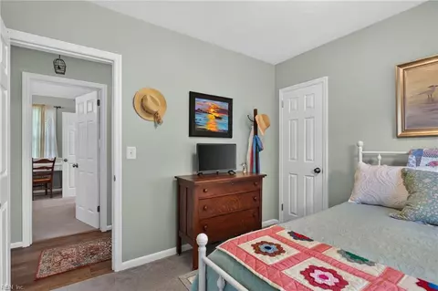 Bedroom - 302 Jordan Dr, Smithfield, VA 23430 photo 2 of 6