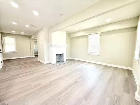 Living - 709 E Mercury Blvd, Hampton, VA 23663 photo 1 of 5