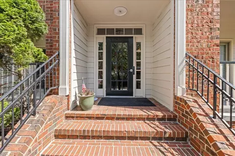 300 Yarmouth St #321, Norfolk, VA 23510