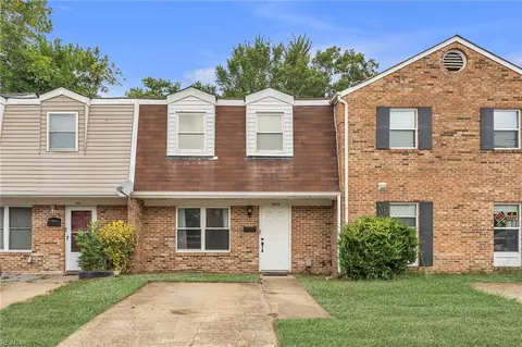 5818 Pickering St, Virginia Beach, VA 23462