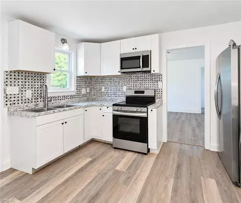 2630 Woodland Ave, Norfolk, VA 23504
