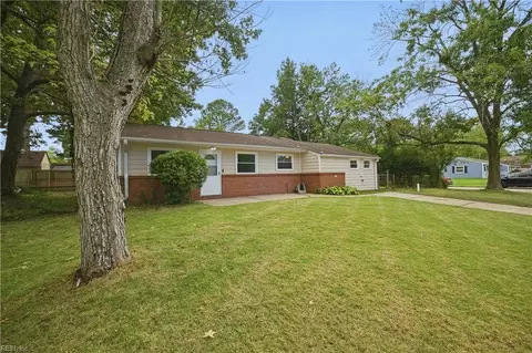3513 Edinburgh Dr, Virginia Beach, VA 23452