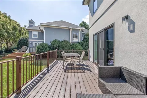 Exterior - 19 Brough Ln #3, Hampton, VA 23669 photo 8 of 8
