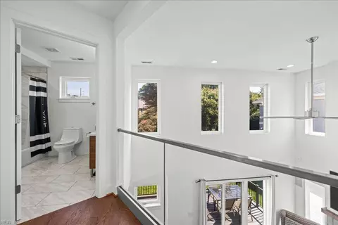 Entry Way - 19 Brough Ln #3, Hampton, VA 23669 photo 6 of 7