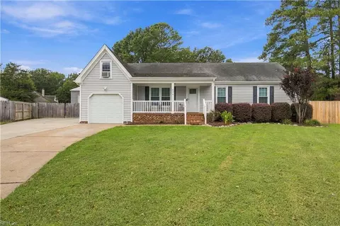 974 N Haven Cir, Chesapeake, VA 23322