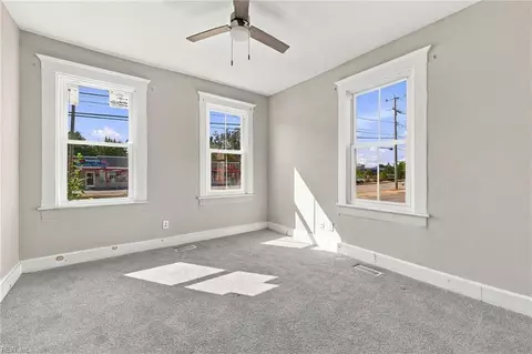 Bedroom - 607 E Pembroke Ave, Hampton, VA 23669 photo 1 of 8