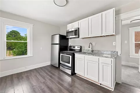 Kitchen - 607 E Pembroke Ave, Hampton, VA 23669 photo 1 of 2
