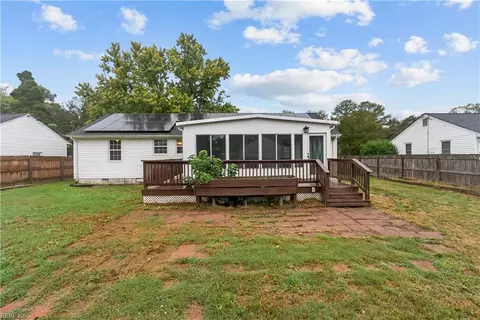 Exterior - 929 Foley Dr, Williamsburg, VA 23185 photo 7 of 10