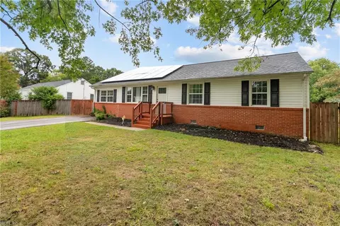 Exterior - 929 Foley Dr, Williamsburg, VA 23185 photo 2 of 10