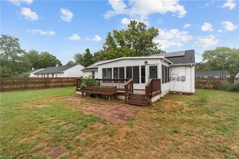 Exterior - 929 Foley Dr, Williamsburg, VA 23185 photo 6 of 10