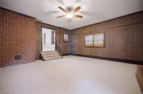 Living - 2600 Janson Dr, Chesapeake, VA 23321 photo 4 of 6