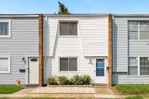 1260 Green Cedar Ln, Virginia Beach, VA 23453