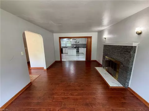 Living - 1452 E Pembroke Ave, Hampton, VA 23663 photo 4 of 4