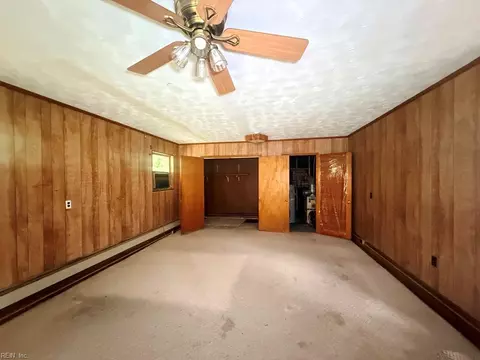 Bedroom - 30492 Boston Rd, Accomack County, VA 23422 photo 2 of 4