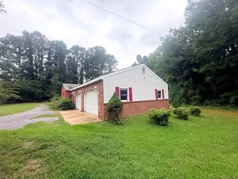 Exterior - 30492 Boston Rd, Accomack County, VA 23422 photo 2 of 7