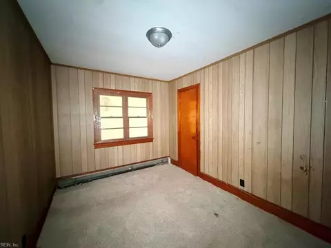 Bedroom - 30492 Boston Rd, Accomack County, VA 23422 photo 4 of 4