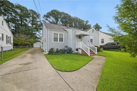 1514 Myrtle Ave, Chesapeake, VA 23325