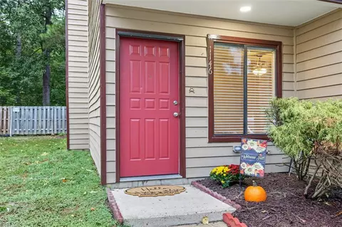 1146 N Green Dr, Newport News, VA 23602