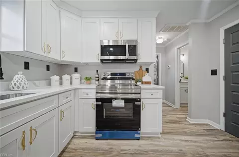 Kitchen - 1085 Cascade Blvd, Chesapeake, VA 23324 photo 1 of 1