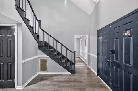 Entry Way - 216 Admiral Ct, Hampton, VA 23669 photo 1 of 12