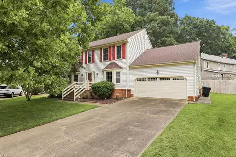 204 Oakengate Turn Turn, Virginia Beach, VA 23464