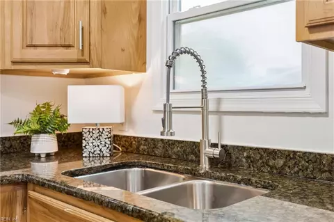 Kitchen - 23 Laurel Dr, Hampton, VA 23669 photo 3 of 3