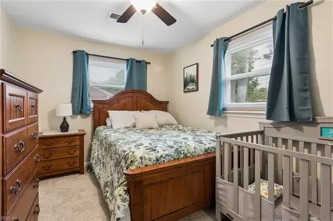 Bedroom - 16 Longwood Dr, Hampton, VA 23669 photo 1 of 5