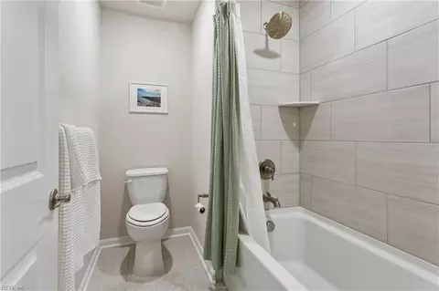 Bath - 189 Royal Blackheath, Smithfield, VA 23430 photo 3 of 4