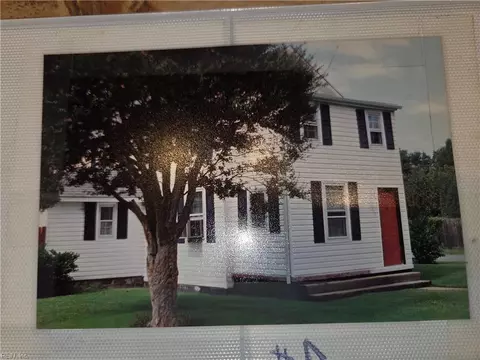 Exterior - 1111 Oldfield St, Hampton, VA 23663 photo 6 of 6