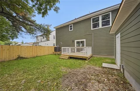 Exterior - 1046 Mapole Ave, Norfolk, VA 23504 photo 9 of 9