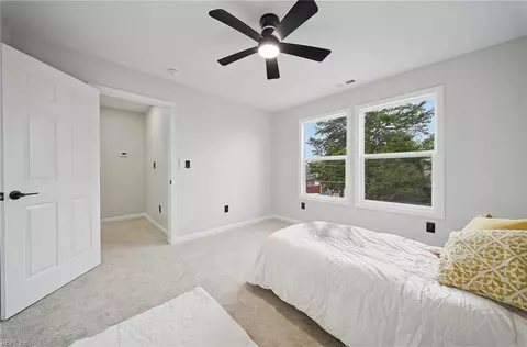 Bedroom - 1046 Mapole Ave, Norfolk, VA 23504 photo 3 of 6