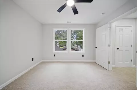 Bedroom - 1046 Mapole Ave, Norfolk, VA 23504 photo 2 of 6