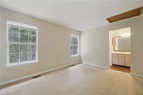 Bedroom - 12 Saxony Pl, Hampton, VA 23669 photo 1 of 4
