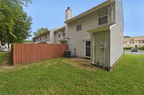 Exterior - 12 Saxony Pl, Hampton, VA 23669 photo 6 of 6