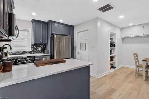 Kitchen - 705 Berkshire Ter, Hampton, VA 23666 photo 5 of 6