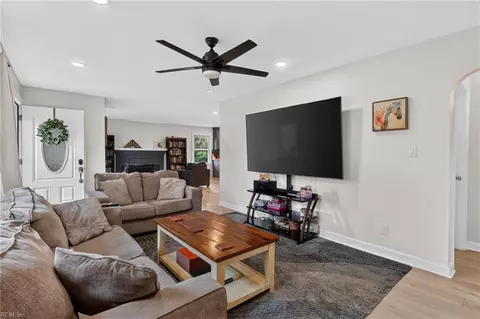 Other - 705 Berkshire Ter, Hampton, VA 23666 photo 10 of 19