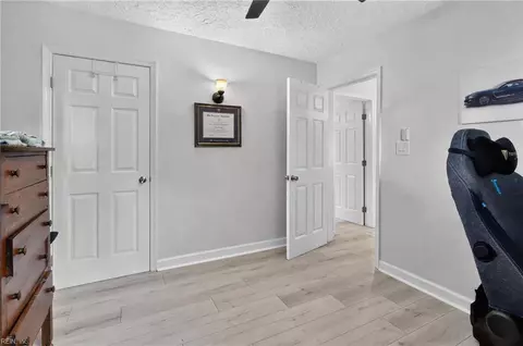 Other - 705 Berkshire Ter, Hampton, VA 23666 photo 14 of 19