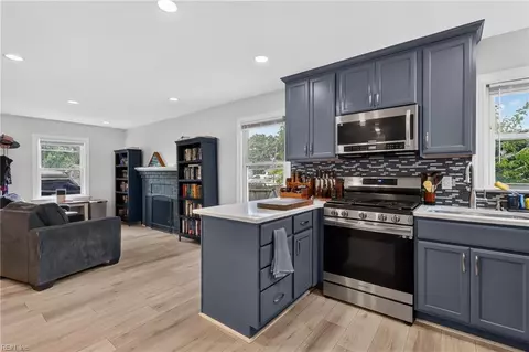 705 Berkshire Ter, Hampton, VA 23666