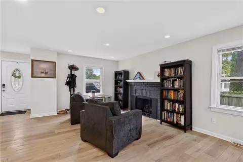 Living - 705 Berkshire Ter, Hampton, VA 23666 photo 1 of 1