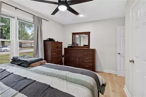 Bedroom - 705 Berkshire Ter, Hampton, VA 23666 photo 2 of 4