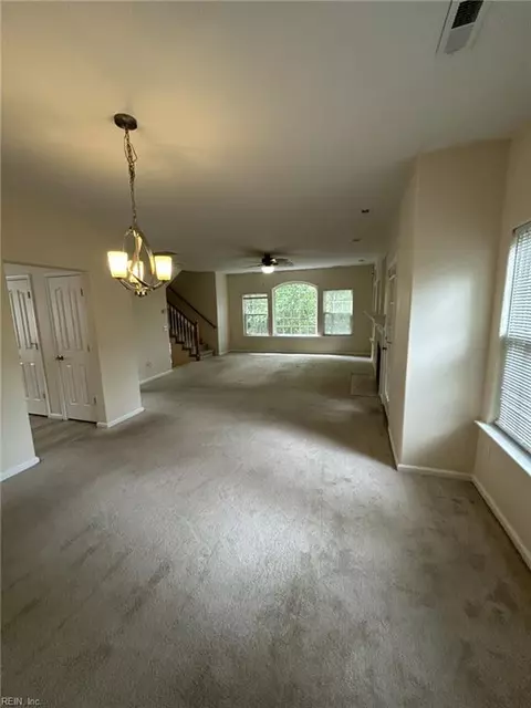Living - 2064 Nicklaus Dr, Suffolk, VA 23435 photo 7 of 9