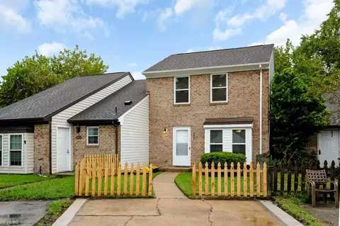 603 Fox Creek Ct, Virginia Beach, VA 23462
