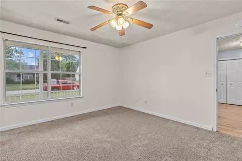 Bedroom - 5 Compton Ct, Hampton, VA 23666 photo 2 of 7