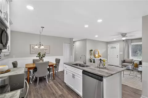 Kitchen - 206 Cellardoor Ct, Hampton, VA 23666 photo 1 of 4
