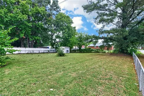 Exterior - 206 Cellardoor Ct, Hampton, VA 23666 photo 4 of 4