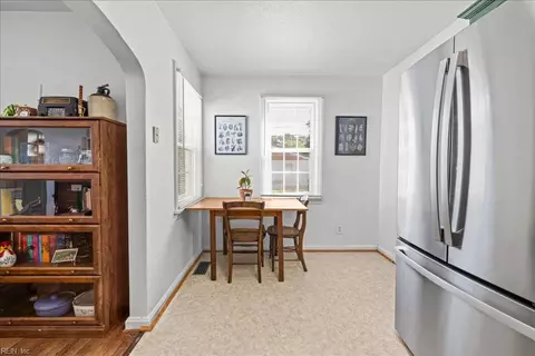 Dining - 339 E Leicester Ave, Norfolk, VA 23503 photo 1 of 1
