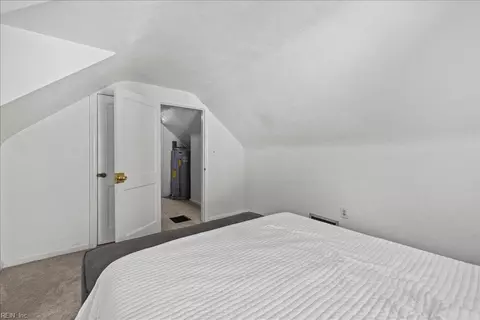 Bedroom - 339 E Leicester Ave, Norfolk, VA 23503 photo 5 of 5