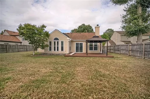Exterior - 3 Thomas Athey Ct, Hampton, VA 23666 photo 2 of 7