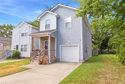 Exterior - 713 Hemlock Ave, Hampton, VA 23661 photo 2 of 8