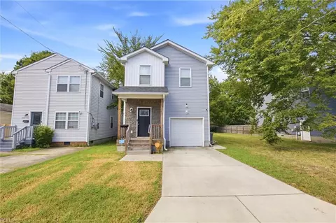 Exterior - 713 Hemlock Ave, Hampton, VA 23661 photo 3 of 8